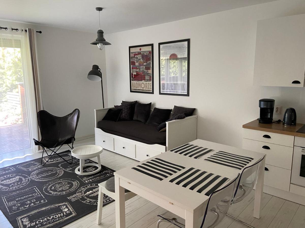 Apartament Bialy W Rewalu Exterior photo